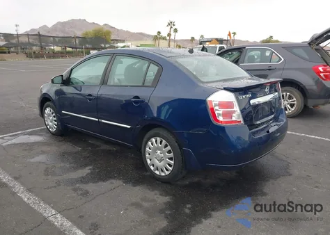 2011 Nissan Sentra 2.0S z USA, uszkodzony, nr VIN 3N1AB6AP4BL715031
